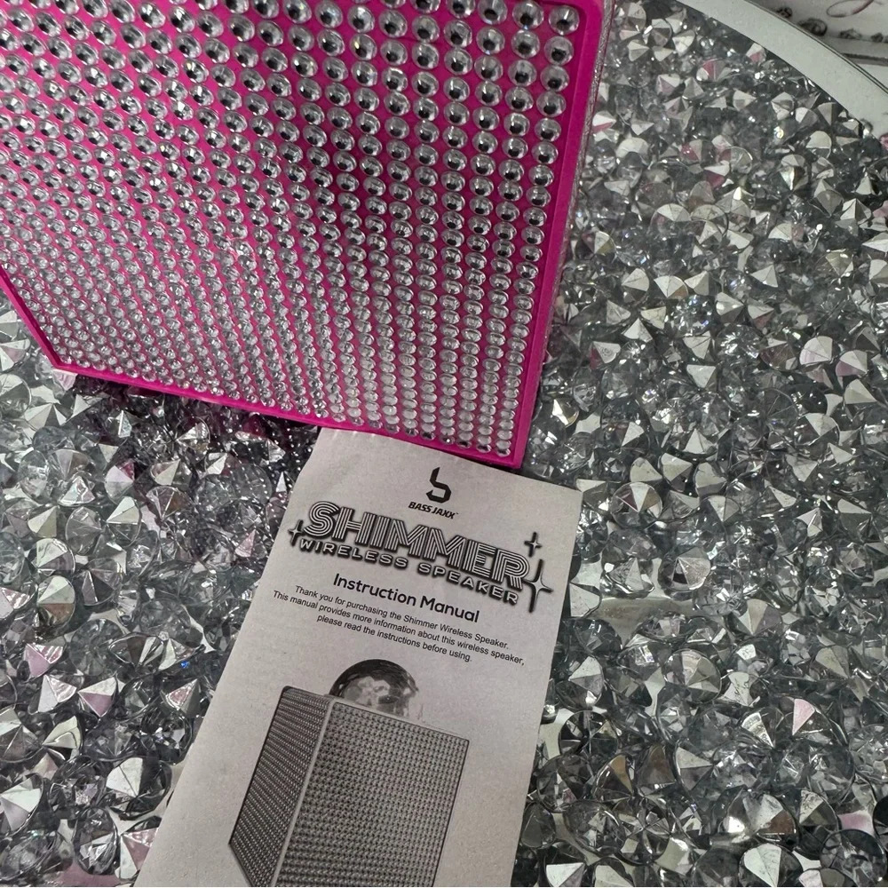 Wireless speaker disco 🪩 ball multi color rhinestone bling speaker pink loud - Picture 6 of 7